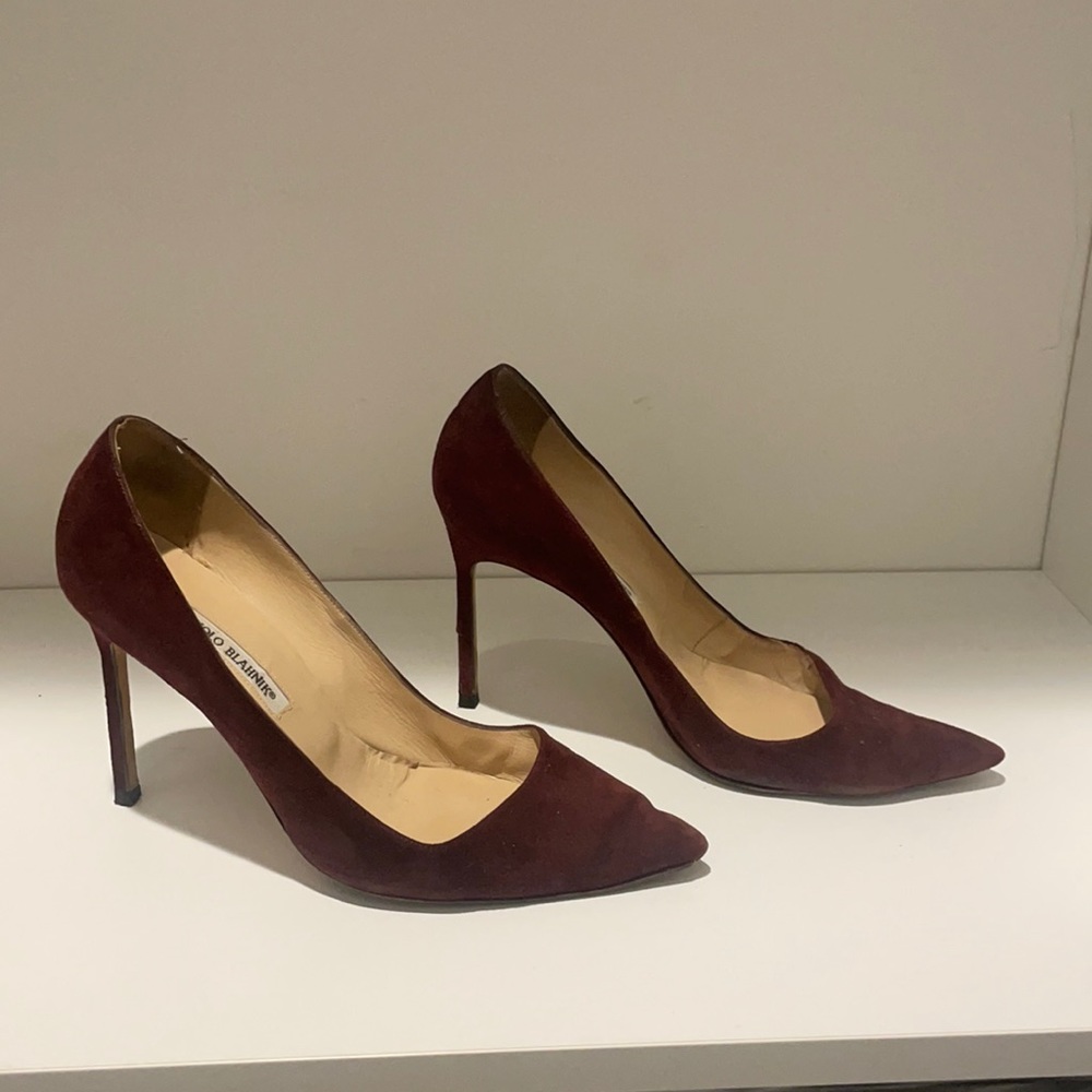 Manolo Blahnik wine colored heel size 40 used